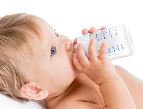 La importancia de hidratar a los bebés